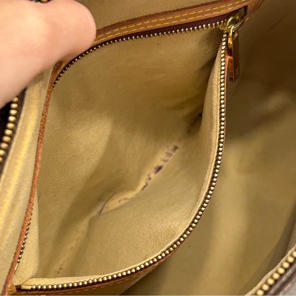 Louis Vuitton Classic Monogram Brown Shoulder Bag - Picture 13 of 14